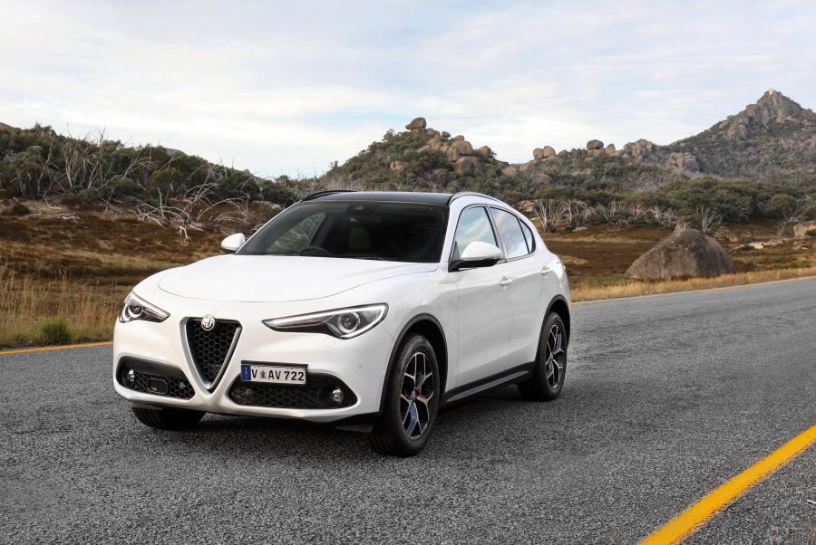  Alfa Romeo Stelvio (949) 2018 года  (AU) (фото 5 из 40)